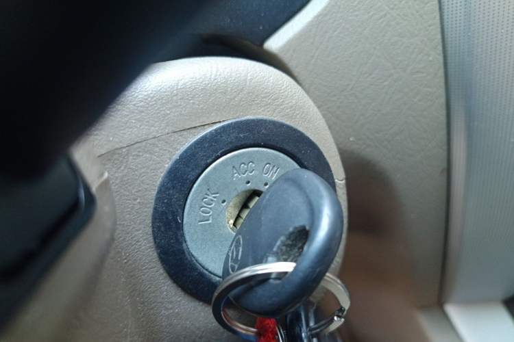Used Hyundai Tucson 2009 2.0L Manual Two-Wheel Drive Fashion Edition Vehicle Key
