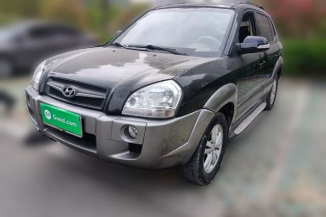 Used Hyundai Tucson 2009 2.0L Manual Two-Wheel Drive Fashion Edition