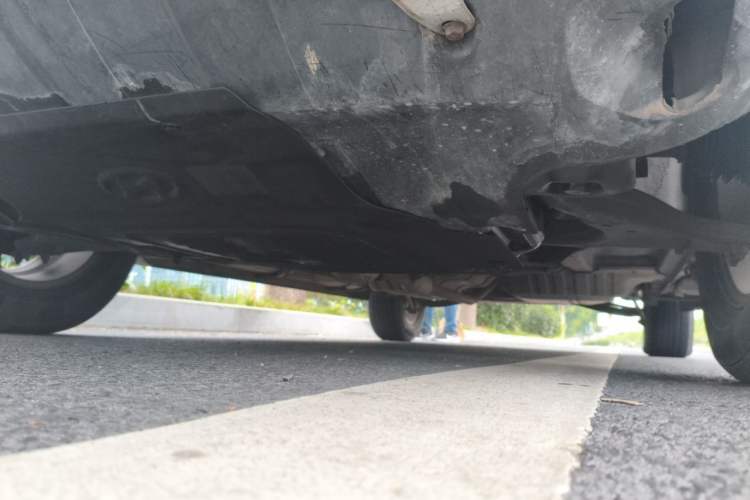 Used Hyundai Tucson 2009 2.0L Automatic Two-Wheel Drive with Sunroof Chassis Front Left