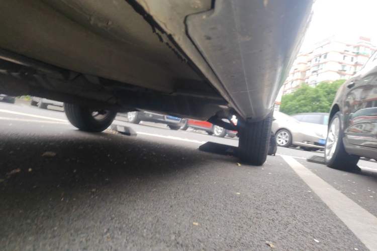 Used Hyundai Tucson 2009 2.0L Automatic Two-Wheel Drive with Sunroof Chassis Front Left
