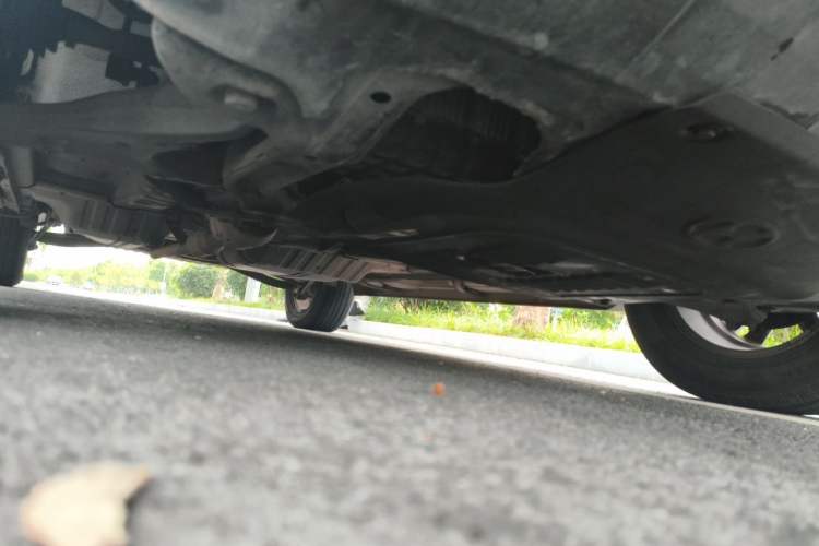 Used Hyundai Tucson 2009 2.0L Automatic Two-Wheel Drive with Sunroof Chassis Front Right