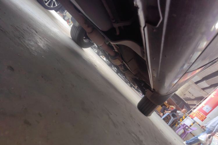 Used Hyundai Tucson 2009 2.0L Automatic Two-Wheel Drive with Sunroof Chassis Rear Right