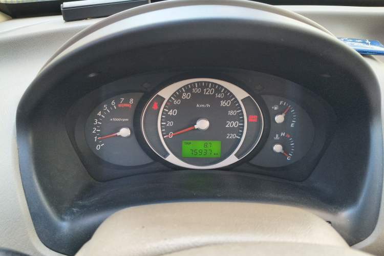Used Hyundai Tucson 2009 2.0L Manual Two-Wheel Drive Fashion Edition Instrument Cluster