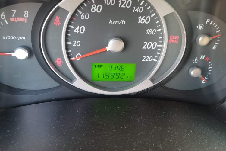 Used Hyundai Tucson 2009 2.0L Manual Two-Wheel Drive Fashion Edition Odometer Close Up