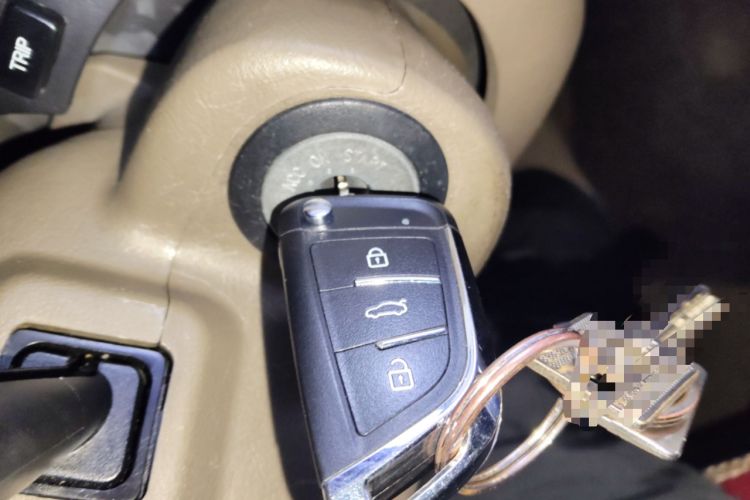 Used Hyundai Tucson 2009 2.0L Manual Two-Wheel Drive Fashion Edition Vehicle Key