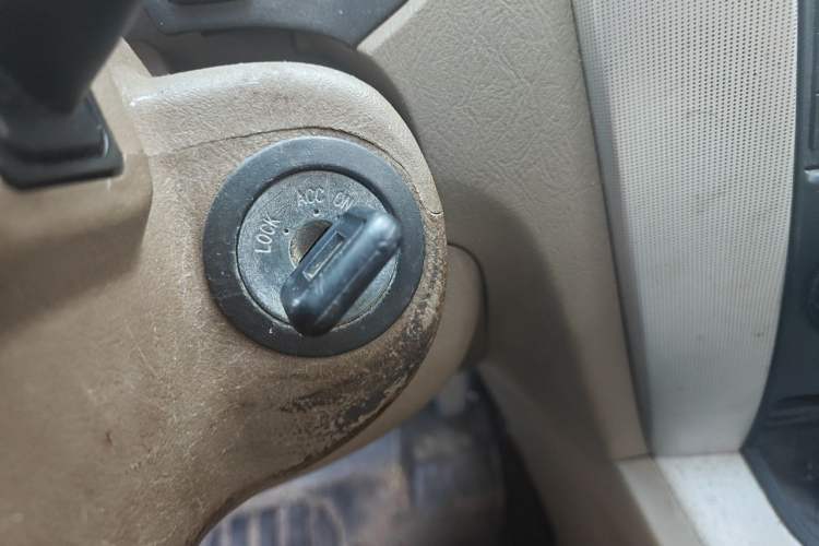 Used Hyundai Tucson 2009 2.0L Manual Two-Wheel Drive Fashion Edition Vehicle Key