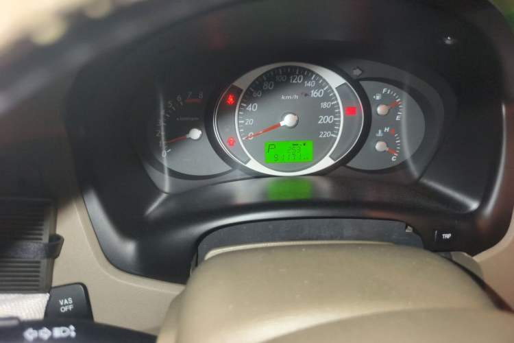 Used Hyundai Tucson 2009 2.0L Automatic Two-Wheel Drive with Sunroof Odometer Close Up