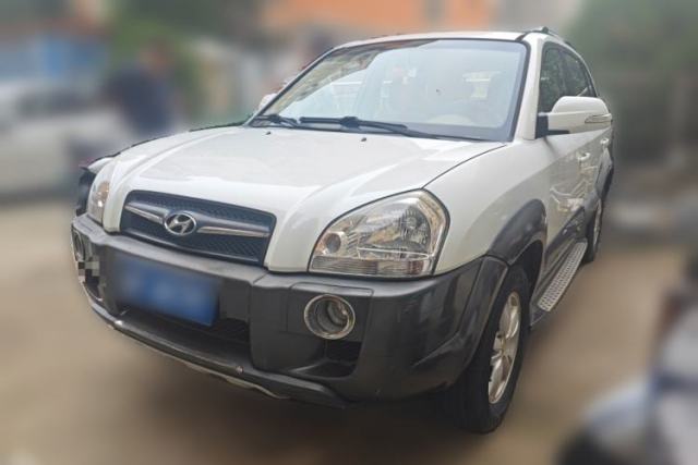 Used Hyundai Tucson 2009 2.0L Manual Two-Wheel Drive Fashion Edition
