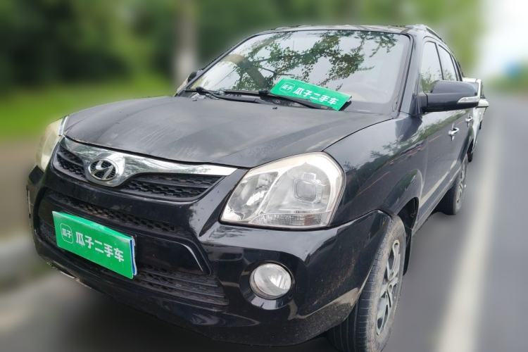 Used Hyundai Tucson 2013 2.0L Manual Two-Wheel Drive Fashion Edition Guazi used car, China used car export, Used car for sale, Used  cars, Cheapest cars for sale