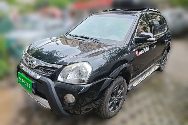 Used Hyundai Tucson 2013 2.0L Manual Two-Wheel Drive Fashion Edition Guazi used car, China used car export, Used car for sale, Used  cars, Cheapest cars for sale
