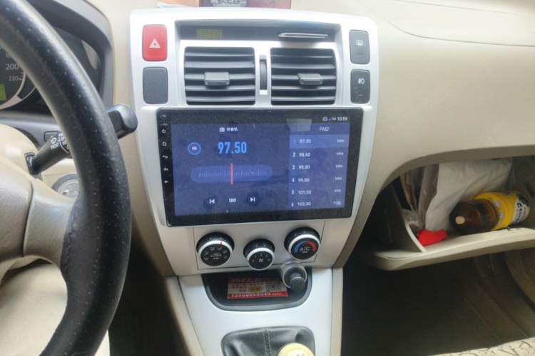 Used Hyundai Tucson 2013 2.0L Manual Two-Wheel Drive Fashion Edition Audio And AC Panel