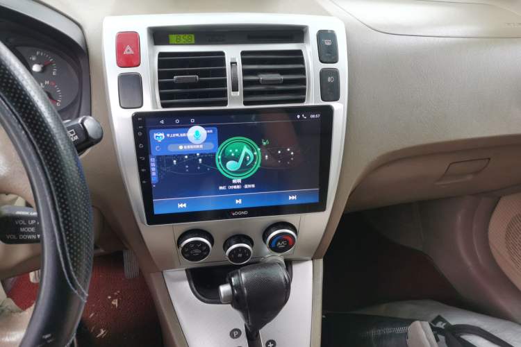 Used Hyundai Tucson 2013 2.0L Automatic Two-Wheel Drive Comfort Version Audio And AC Panel