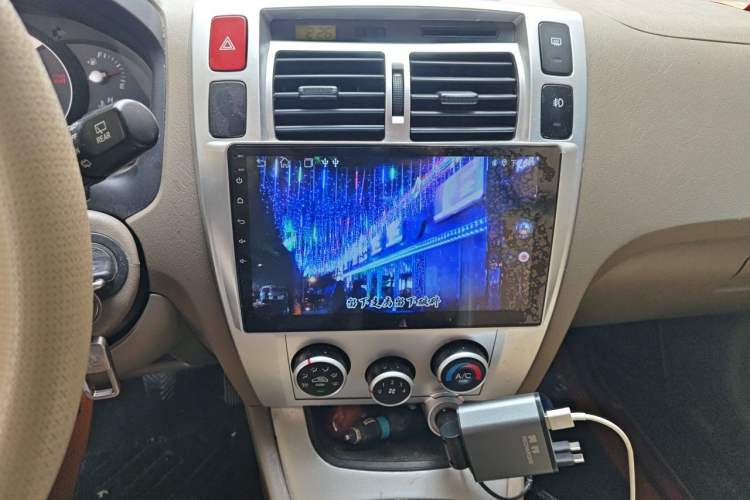 Used Hyundai Tucson 2013 2.0L Manual Two-Wheel Drive Fashion Edition Audio And AC Panel