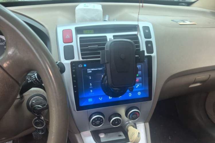 Used Hyundai Tucson 2013 2.0L Manual Two-Wheel Drive Fashion Edition Audio And AC Panel