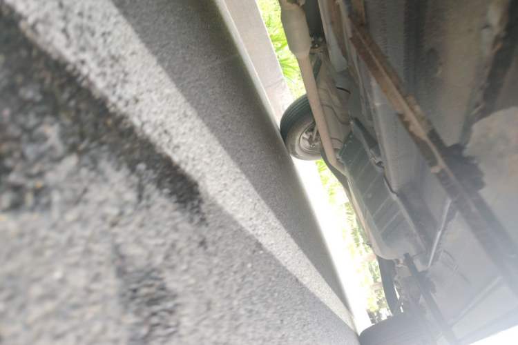 Used Hyundai Tucson 2013 2.0L Manual Two-Wheel Drive Fashion Edition Chassis Front Left