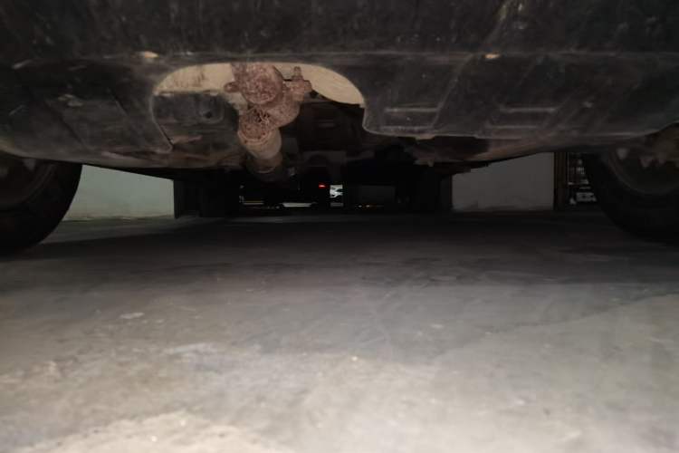 Used Hyundai Tucson 2013 2.0L Manual Two-Wheel Drive Fashion Edition Chassis Front