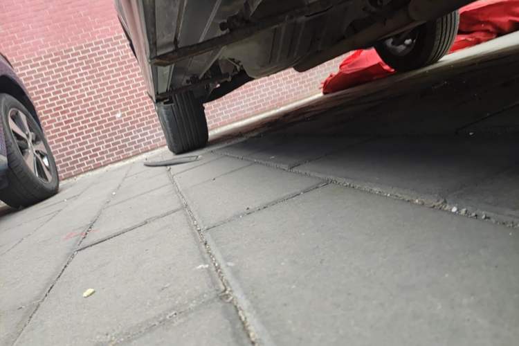 Used Hyundai Tucson 2013 2.0L Automatic Two-Wheel Drive Comfort Version Chassis Front Right