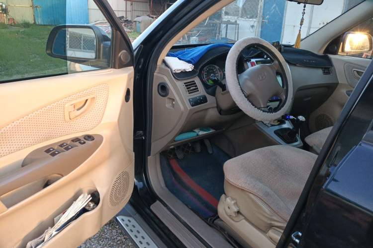 Used Hyundai Tucson 2013 2.0L Manual Two-Wheel Drive Fashion Edition Driver Seat