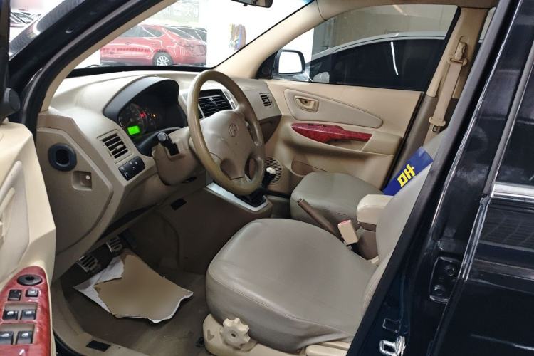Used Hyundai Tucson 2013 2.0L Manual Two-Wheel Drive Fashion Edition Driver Seat