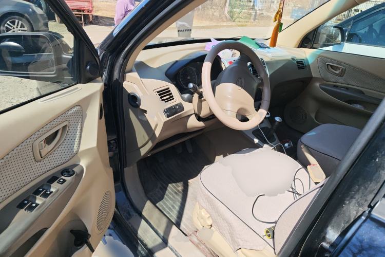 Used Hyundai Tucson 2013 2.0L Manual Two-Wheel Drive Fashion Edition Driver Seat