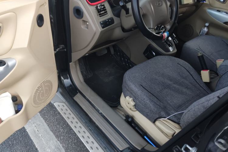 Used Hyundai Tucson 2013 2.0L Automatic Two-Wheel Drive Comfort Version Driver Seat