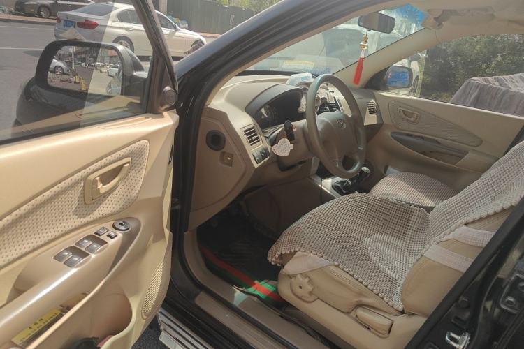 Used Hyundai Tucson 2013 2.0L Manual Two-Wheel Drive Fashion Edition Driver Seat
