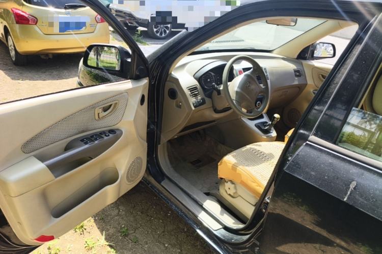 Used Hyundai Tucson 2013 2.0L Manual Two-Wheel Drive Fashion Edition Driver Seat
