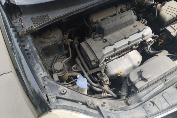 Used Hyundai Tucson 2013 2.0L Automatic Two-Wheel Drive Comfort Version Engine Bay Right