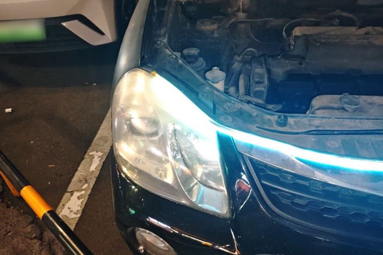 Used Hyundai Tucson 2013 2.0L Automatic Two-Wheel Drive Comfort Version Engine Bay Right