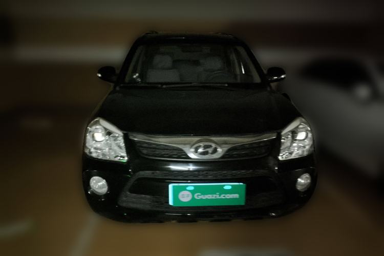 Used Hyundai Tucson 2013 2.0L Manual Two-Wheel Drive Fashion Edition Exterior 1