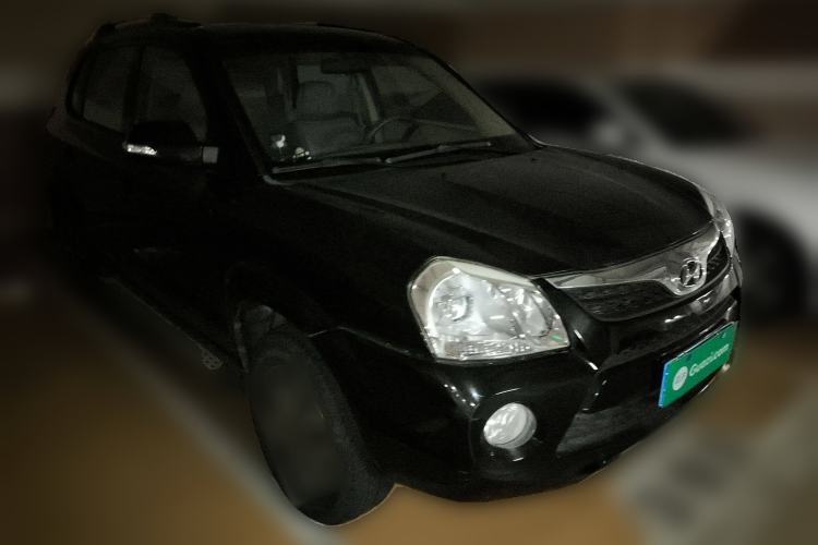 Used Hyundai Tucson 2013 2.0L Manual Two-Wheel Drive Fashion Edition Exterior 2