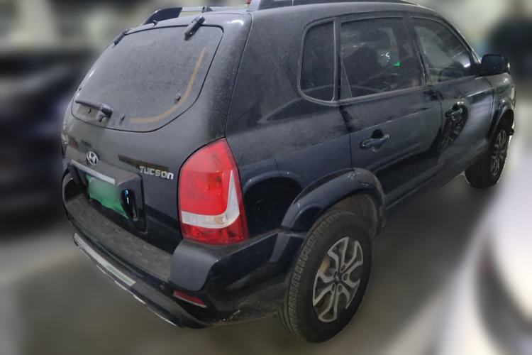 Used Hyundai Tucson 2013 2.0L Automatic Two-Wheel Drive Comfort Version Exterior 5