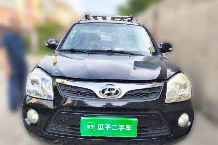 Used Hyundai Tucson 2013 2.0L Manual Two-Wheel Drive Fashion Edition Front