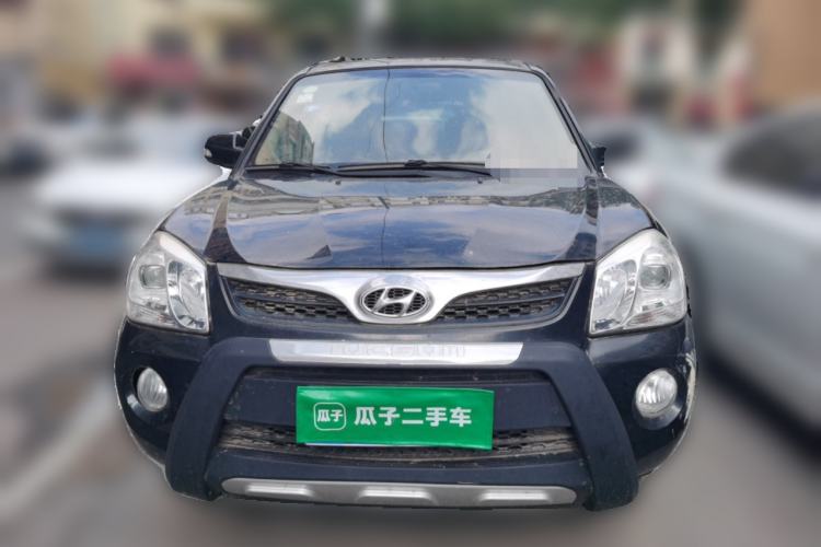 Used Hyundai Tucson 2013 2.0L Automatic Two-Wheel Drive Comfort Version Front