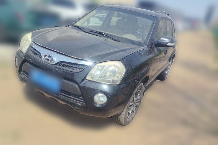 Used Hyundai Tucson 2013 2.0L Automatic Two-Wheel Drive Comfort Version Front Left 45 Deg