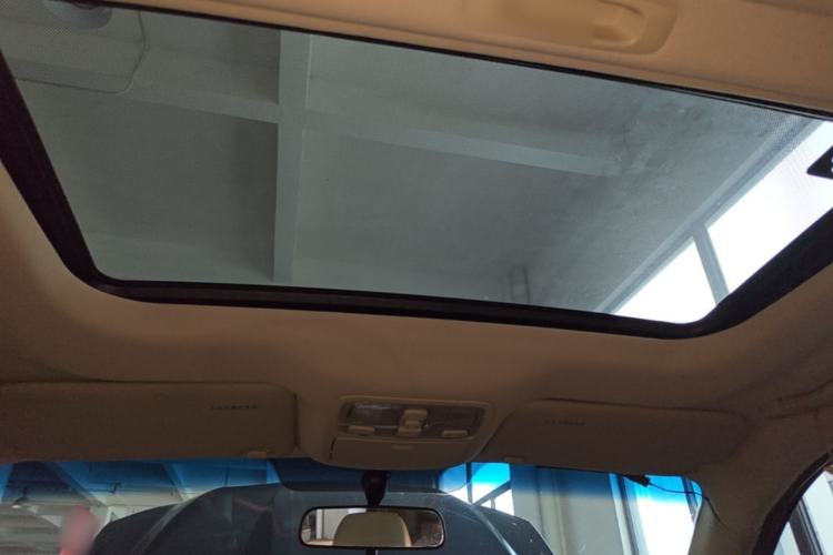 Used Hyundai Tucson 2013 2.0L Automatic Two-Wheel Drive Comfort Version Headliner