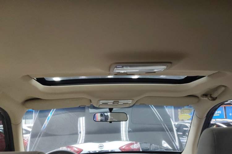 Used Hyundai Tucson 2013 2.0L Manual Two-Wheel Drive Fashion Edition Headliner