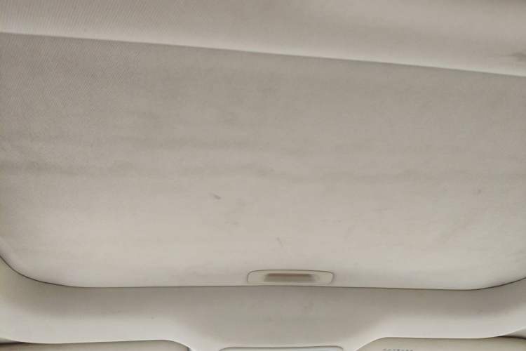 Used Hyundai Tucson 2013 2.0L Manual Two-Wheel Drive Fashion Edition Headliner