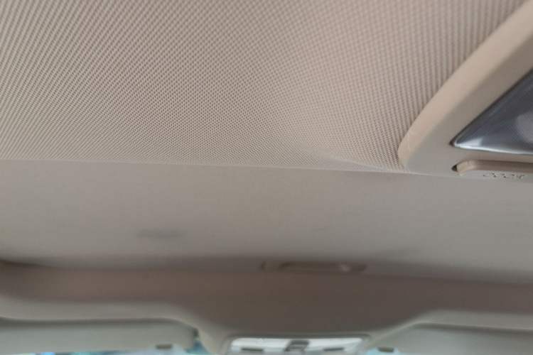 Used Hyundai Tucson 2013 2.0L Manual Two-Wheel Drive Fashion Edition Headliner