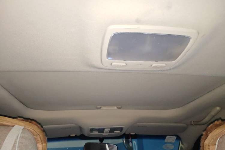 Used Hyundai Tucson 2013 2.0L Manual Two-Wheel Drive Fashion Edition Headliner