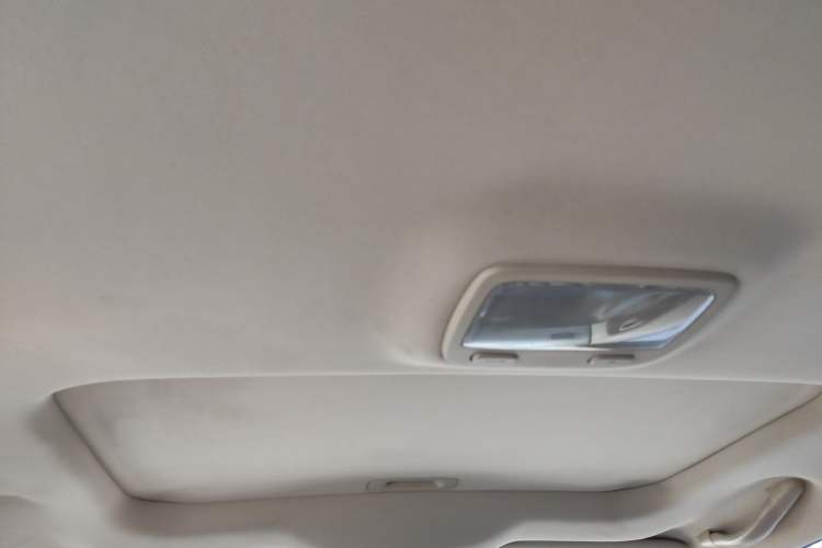 Used Hyundai Tucson 2013 2.0L Manual Two-Wheel Drive Fashion Edition Headliner