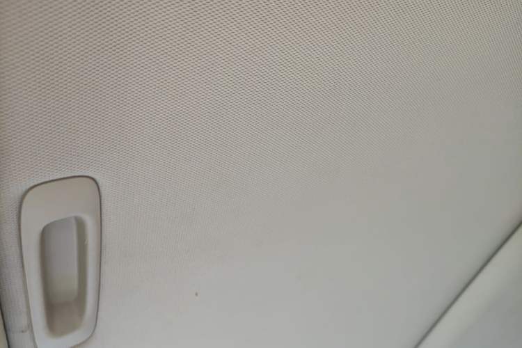 Used Hyundai Tucson 2013 2.0L Automatic Two-Wheel Drive Comfort Version Headliner