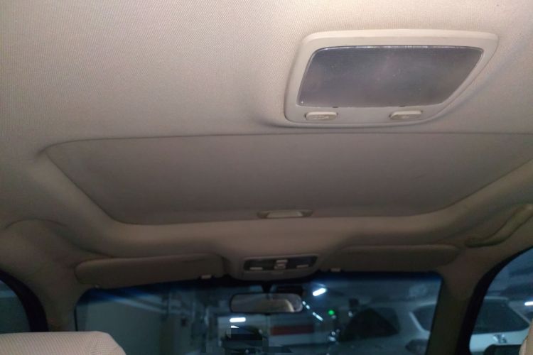 Used Hyundai Tucson 2013 2.0L Manual Two-Wheel Drive Fashion Edition Headliner