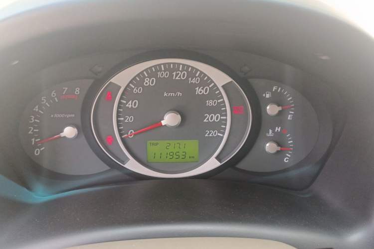 Used Hyundai Tucson 2013 2.0L Manual Two-Wheel Drive Fashion Edition Instrument Cluster