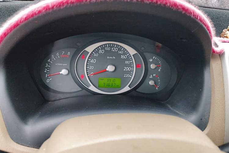 Used Hyundai Tucson 2013 2.0L Manual Two-Wheel Drive Fashion Edition Instrument Cluster
