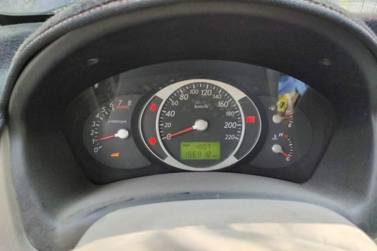 Used Hyundai Tucson 2013 2.0L Manual Two-Wheel Drive Fashion Edition Instrument Cluster