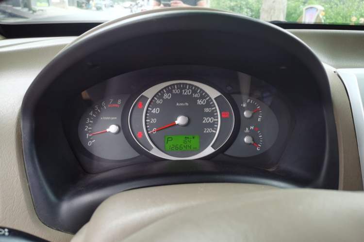 Used Hyundai Tucson 2013 2.0L Automatic Two-Wheel Drive Comfort Version Instrument Cluster