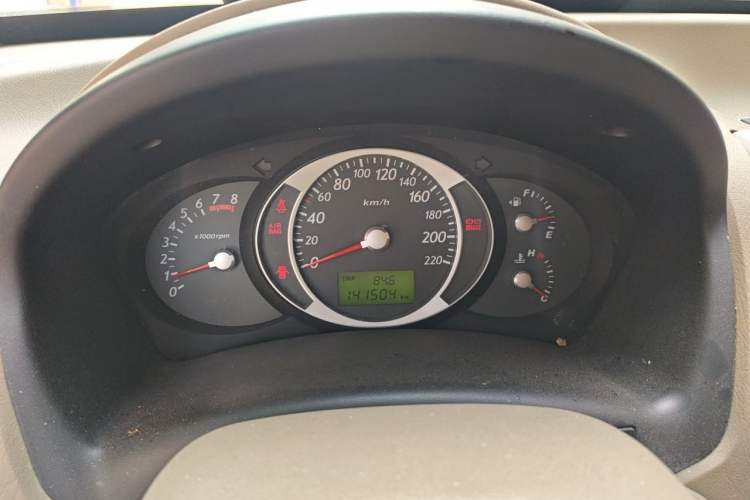 Used Hyundai Tucson 2013 2.0L Manual Two-Wheel Drive Fashion Edition Instrument Cluster
