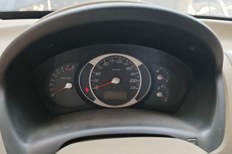 Used Hyundai Tucson 2013 2.0L Automatic Two-Wheel Drive Comfort Version Instrument Cluster