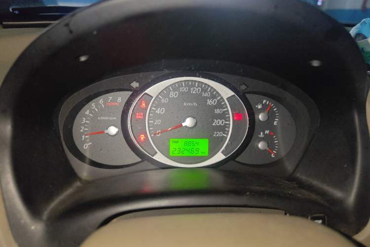 Used Hyundai Tucson 2013 2.0L Manual Two-Wheel Drive Fashion Edition Instrument Cluster